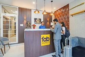 Fabhotel Amrit Palace - Opp Skye Corporate park