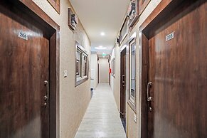 Fabhotel Amrit Palace - Opp Skye Corporate park