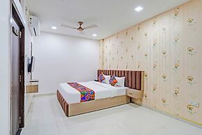 Fabhotel Amrit Palace - Opp Skye Corporate park