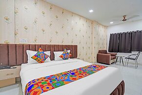 Fabhotel Amrit Palace - Opp Skye Corporate park
