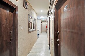 Fabhotel Amrit Palace - Opp Skye Corporate park