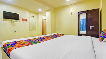 Fabhotel Executive pearl Inn - Nr Twin tower