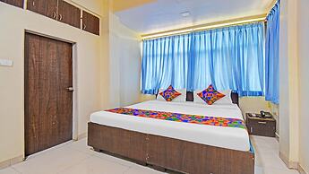 Fabhotel Executive pearl Inn - Nr Twin tower