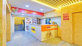 Fabhotel Executive pearl Inn - Nr Twin tower