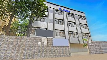 Fabhotel Executive pearl Inn - Nr Twin tower