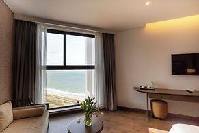 Golden Sands Bayfront Mũi Né