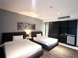 S Ratchada Leisure Hotel