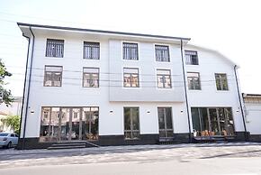 Kamilovs' Hotel