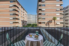 Elegant Apartment