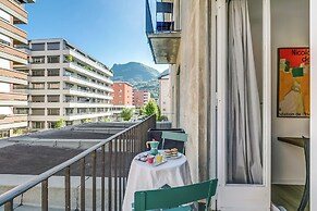 Elegant Apartment