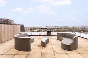 Stunning Brentford Penthouse