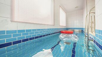 Gapyeong Ribbon Spa Pool Villa