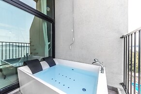 Yeosu Lastella Spa Pet-friendly Pension