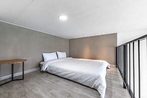 Yeosu Lastella Spa Pet-friendly Pension