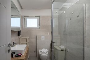 Seaview Apartment Kostrena Two