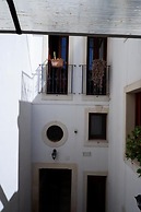 Sikania Residence