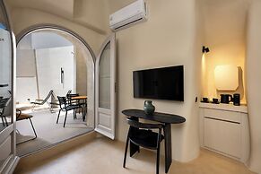 Calissa Suites by Ananda