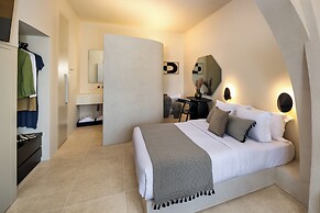 Calissa Suites by Ananda