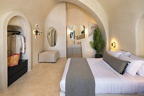 Calissa Suites by Ananda