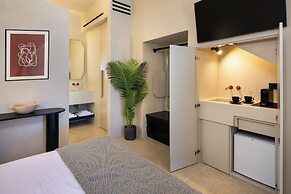 Calissa Suites by Ananda