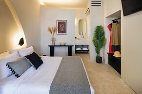 Calissa Suites by Ananda