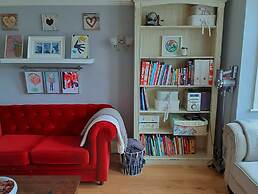 Charming Villa in Ryde - Child Friendly