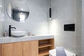 LIV - Modern Studio Apartment S8-3c