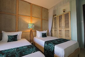 Aqueduct 1359 Hotel Apartments
