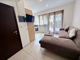 Alimos Cozy Apartment