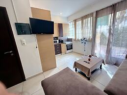 Alimos Cozy Apartment