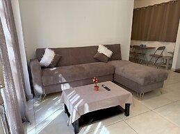 Alimos Cozy Apartment