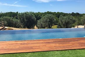 Villa Bibbona con Piscina