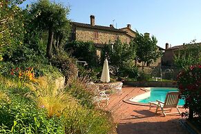 Villa Este con Piscina
