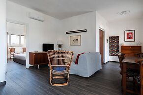 Gil s Penthouse by Wonderful Italy
