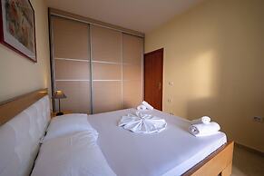 StarLight Apartments 1