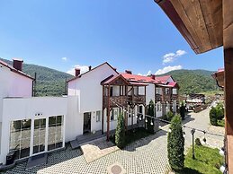 Motives Inn Dilijan