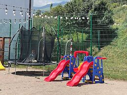 Motives Inn Dilijan
