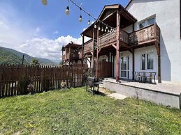 Motives Inn Dilijan