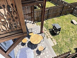 Motives Inn Dilijan
