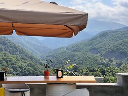 Motives Inn Dilijan