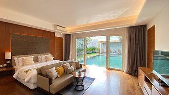 YY Villa Big Pool & Parking in Seminyak