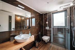 StarLight Apartments 2
