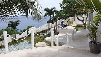 VistaMonti Private Villas