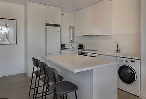 Phaedrus Living: Travertine Residences 102