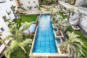 Calma Holiday Villas