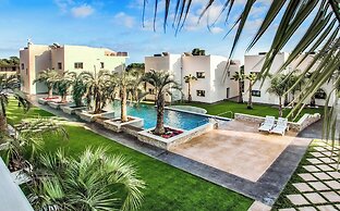 Calma Holiday Villas