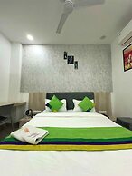 The Grand Chetak Inn