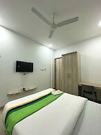 The Grand Chetak Inn