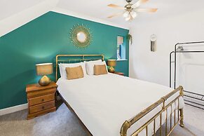 Host Stay Church Lane
