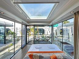 Sunny Pavilion